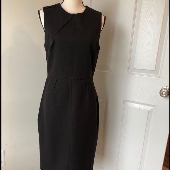 EUC Banana Republic black dress - Picture 2 of 6